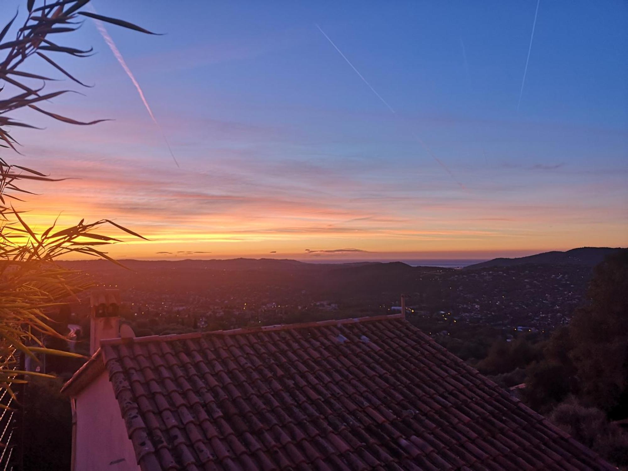 Vue Mer, Au Calme, Avec Jardin ! Spéracèdes Exteriör bild